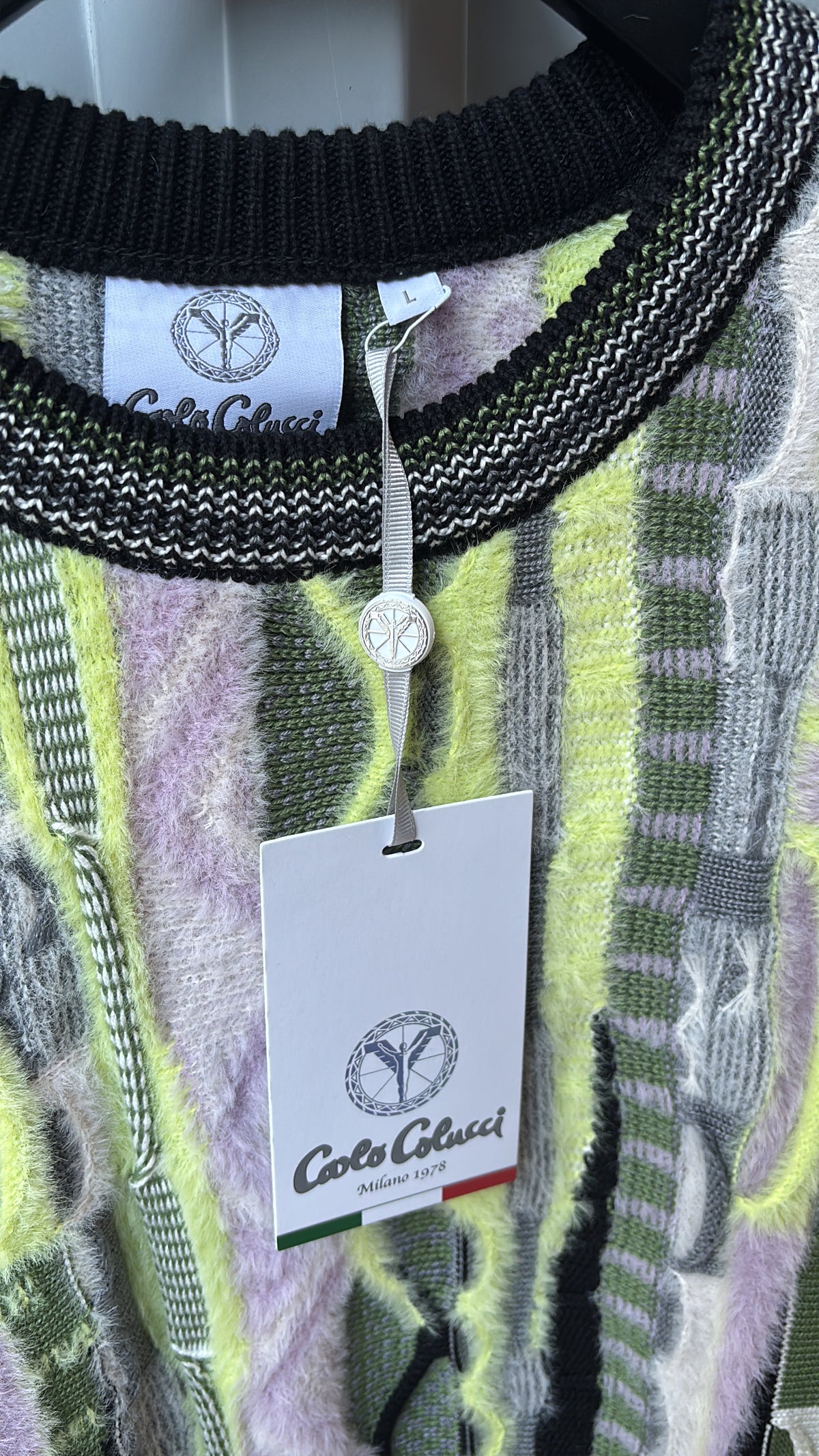 Carlo Colucci Strickpullover – Black/Lime/Lilac mit Fluffy Garn