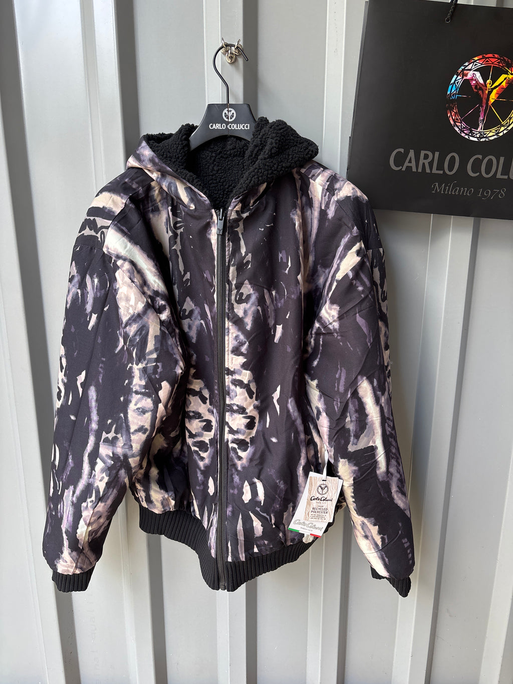 Carlo Colucci Teddyjacke – Reversible – Liquid Stitches