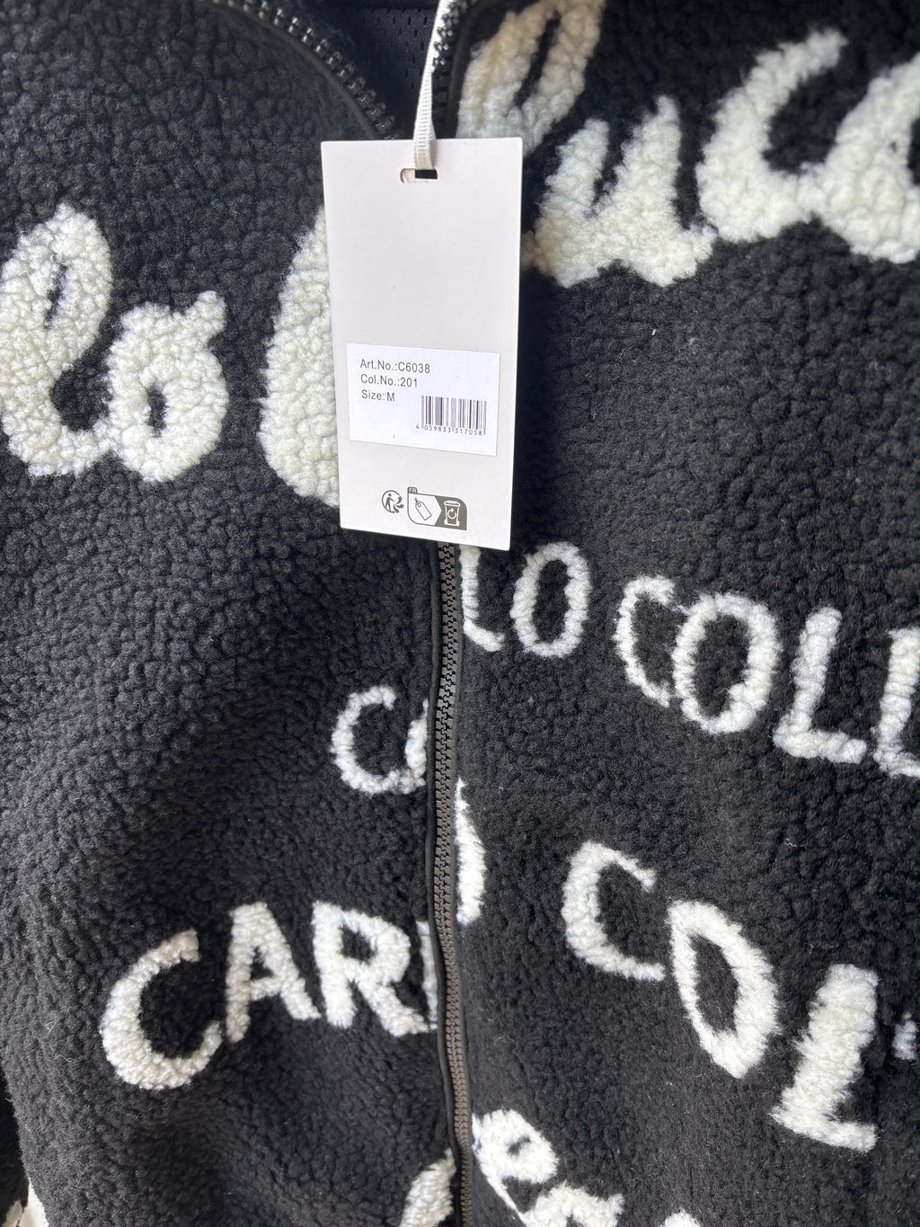 Carlo Colucci Fleecejacke Schwarz – Milano 1978 – AOP Print