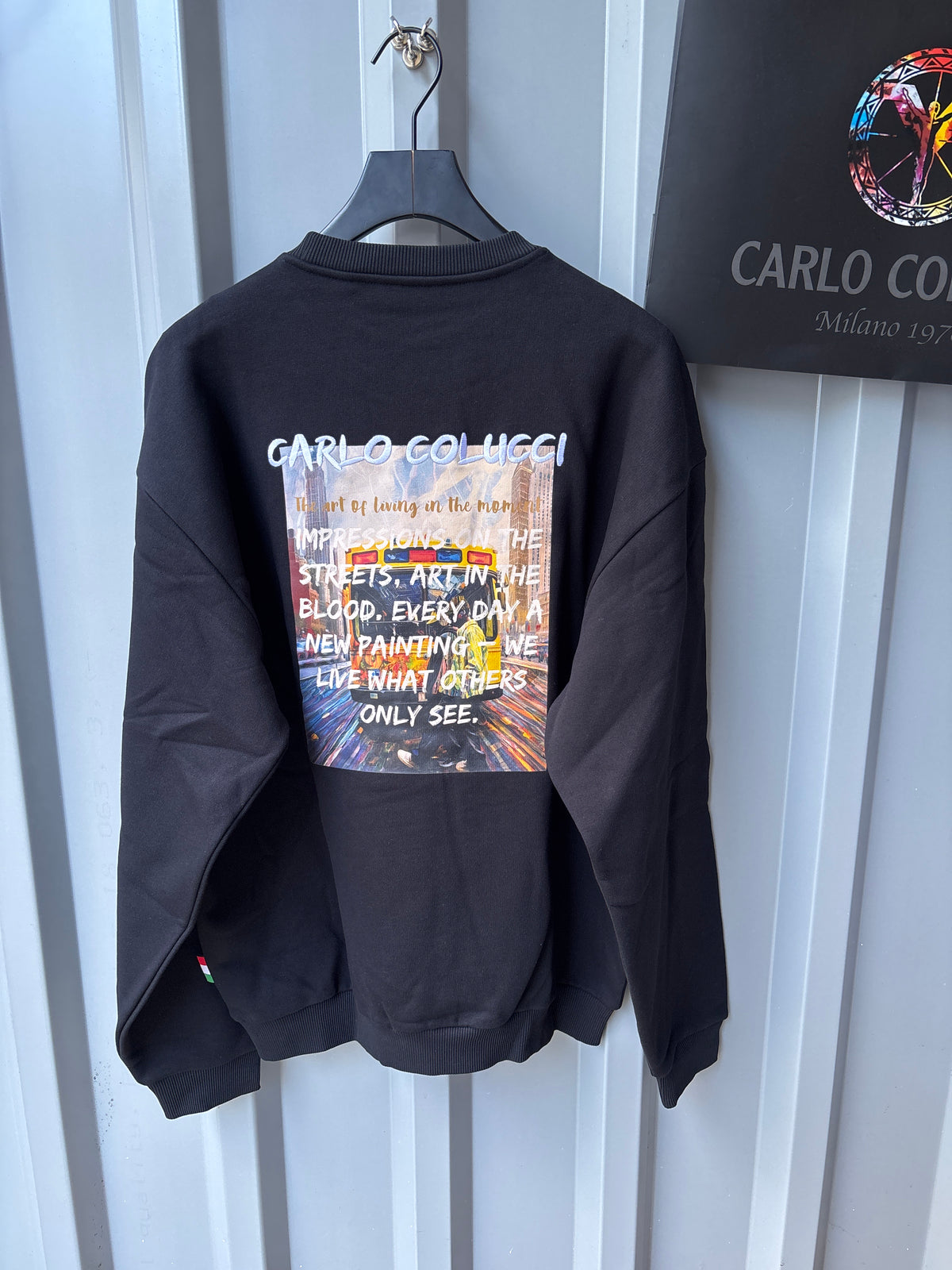 Carlo Colucci Pullover – Backprint