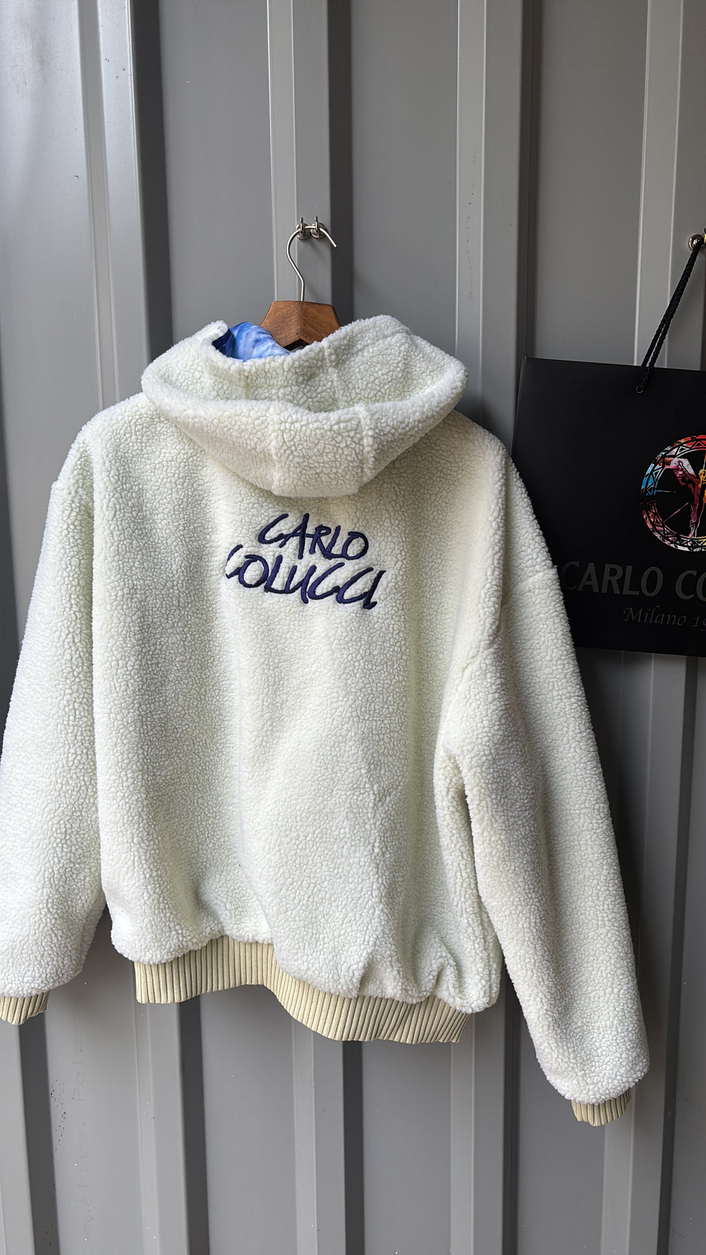 Carlo Colucci Teddyjacke – Reversible – Liquid Stitches