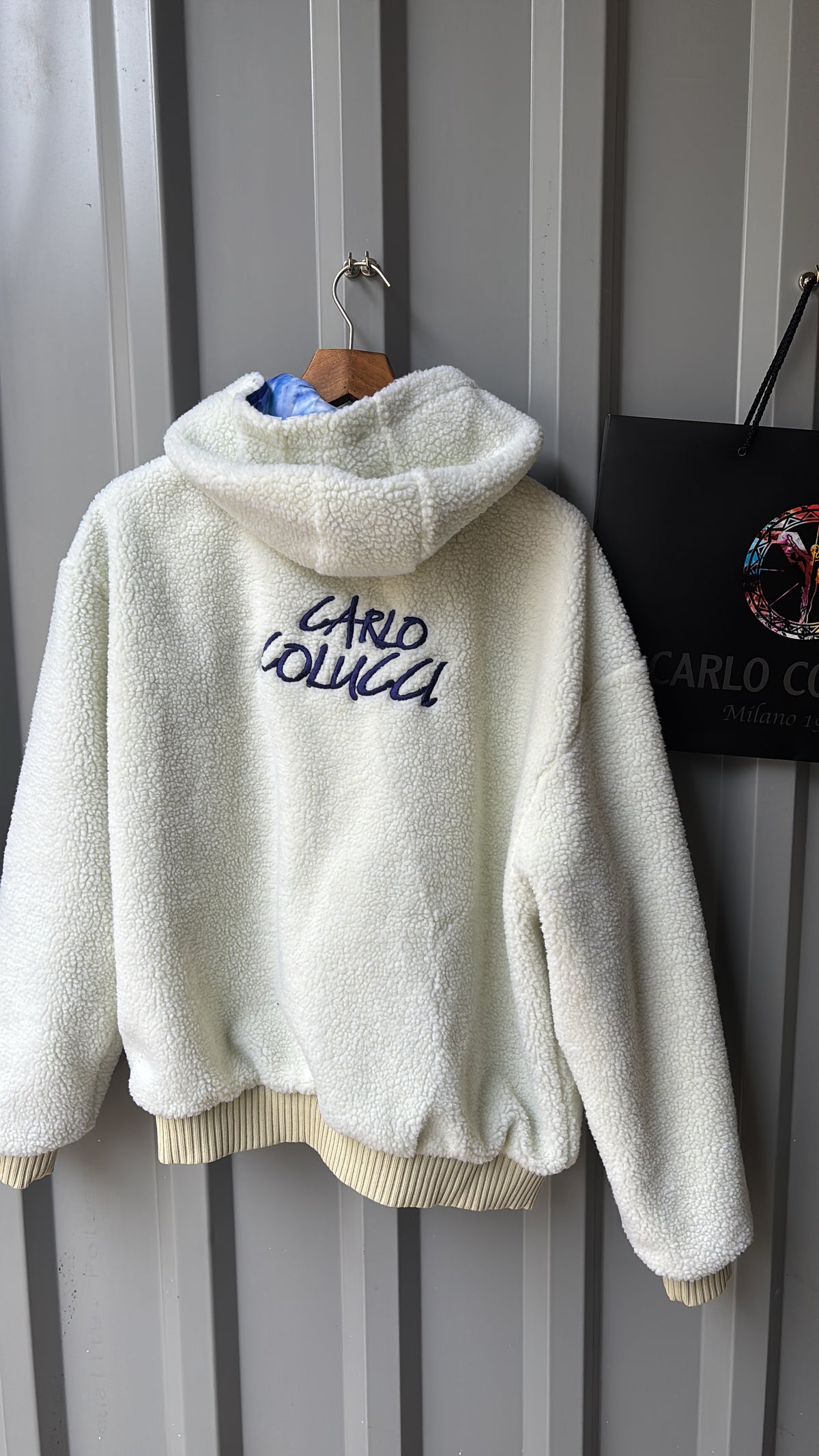 Carlo Colucci Teddyjacke – Reversible – Liquid Stitches